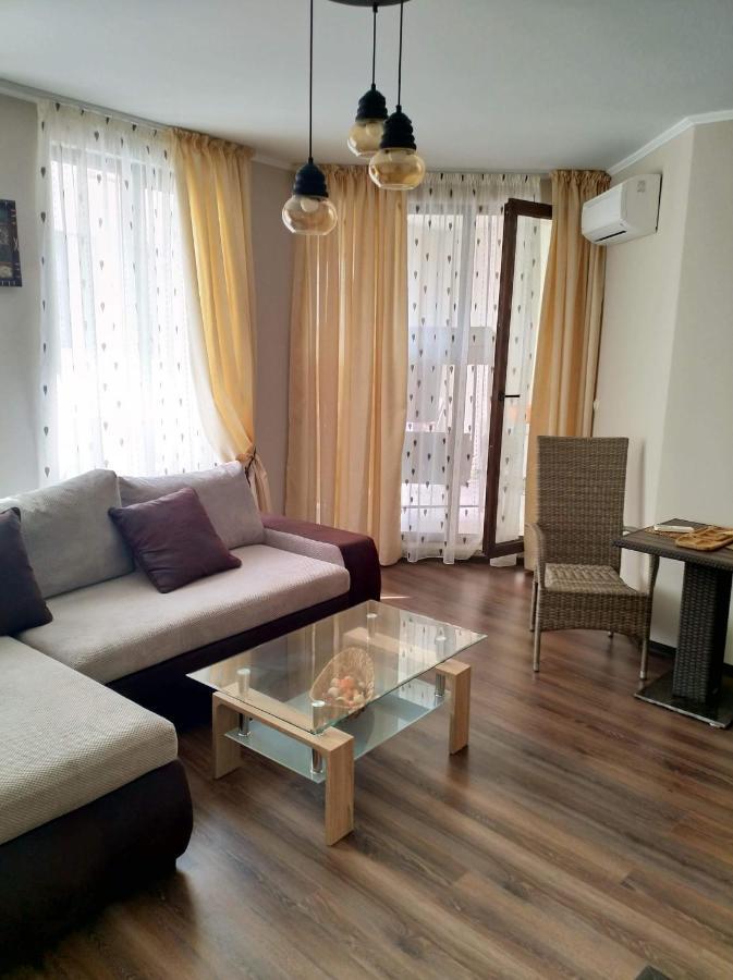 Apartment Melody Бургас Екстериор снимка
