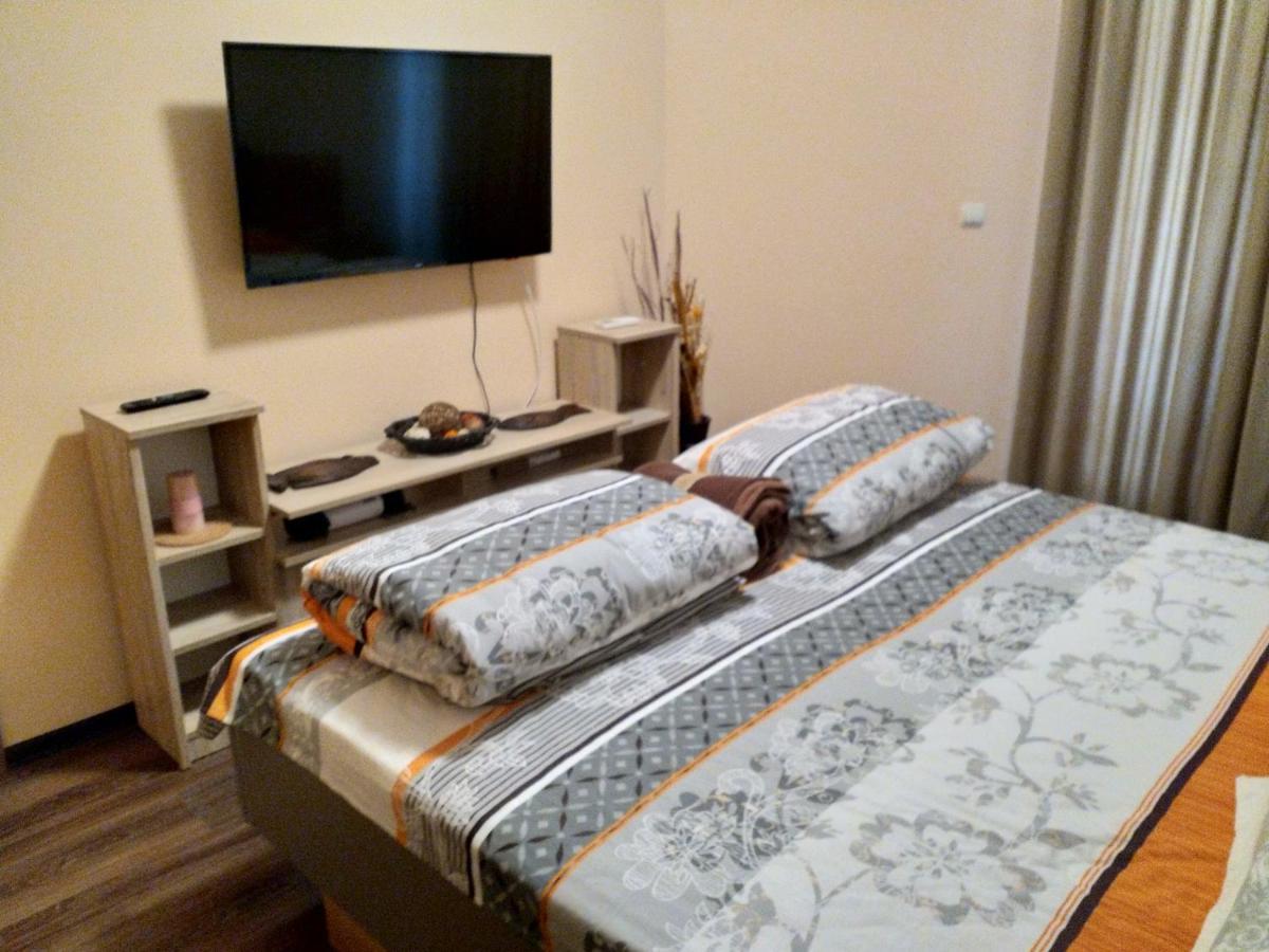 Apartment Melody Бургас Екстериор снимка