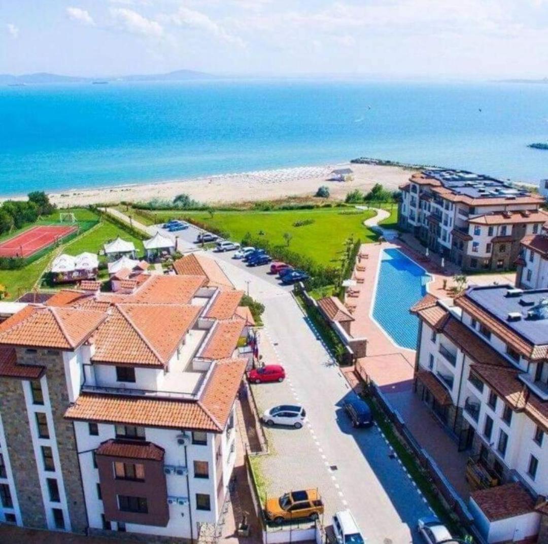 Apartment Melody Бургас Екстериор снимка